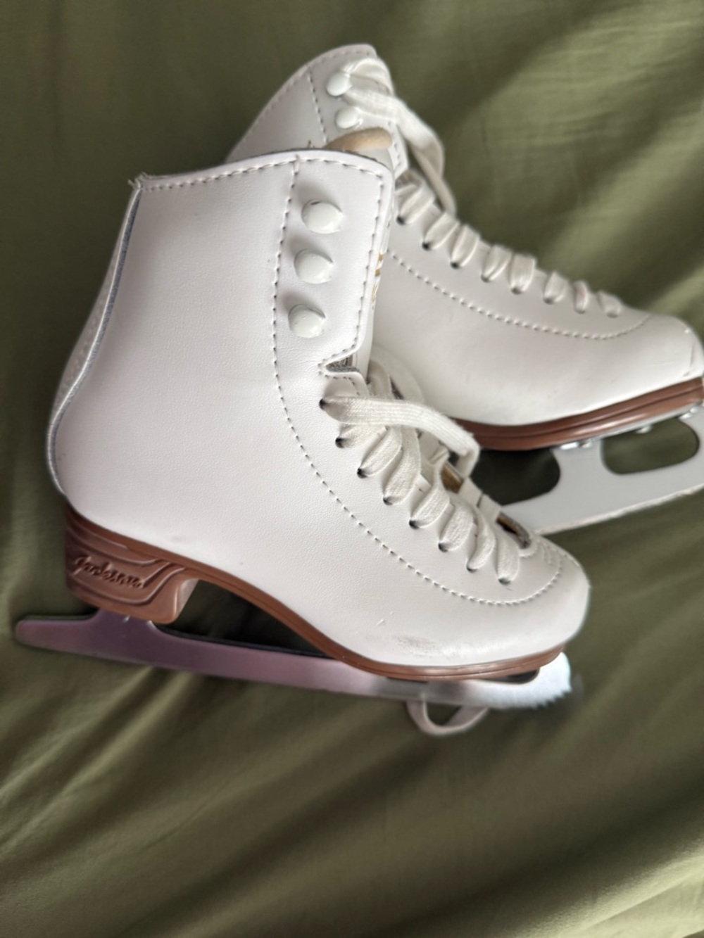 Jackson mystique girls size 11 figure skates